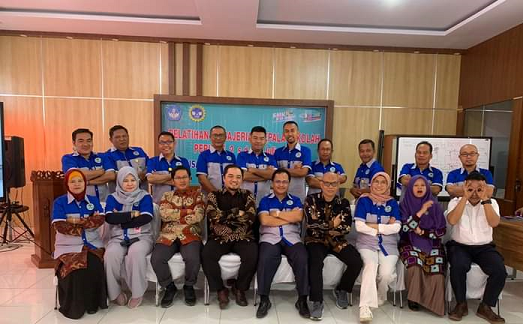 SMKN 4 KOTA BENGKULU Menjadi PUSAT PELATIHAN MANAJERIAL KEPALA SEKOLAH Oleh BMTI KEMENDIKBUD RI Untitled.png